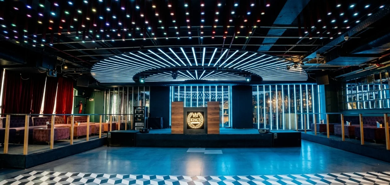 kings-club-house